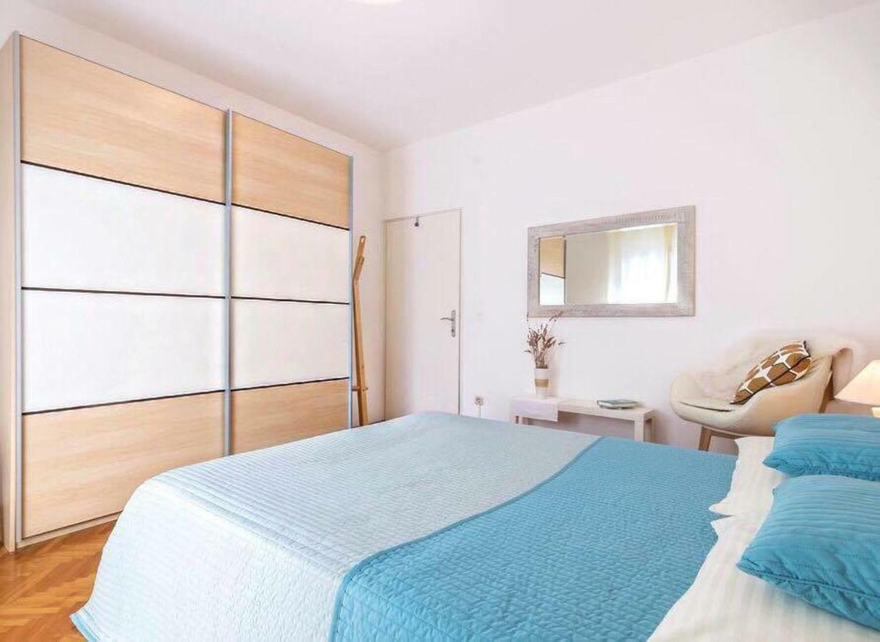 Апартаменти Apartman Eta Пула Екстер'єр фото